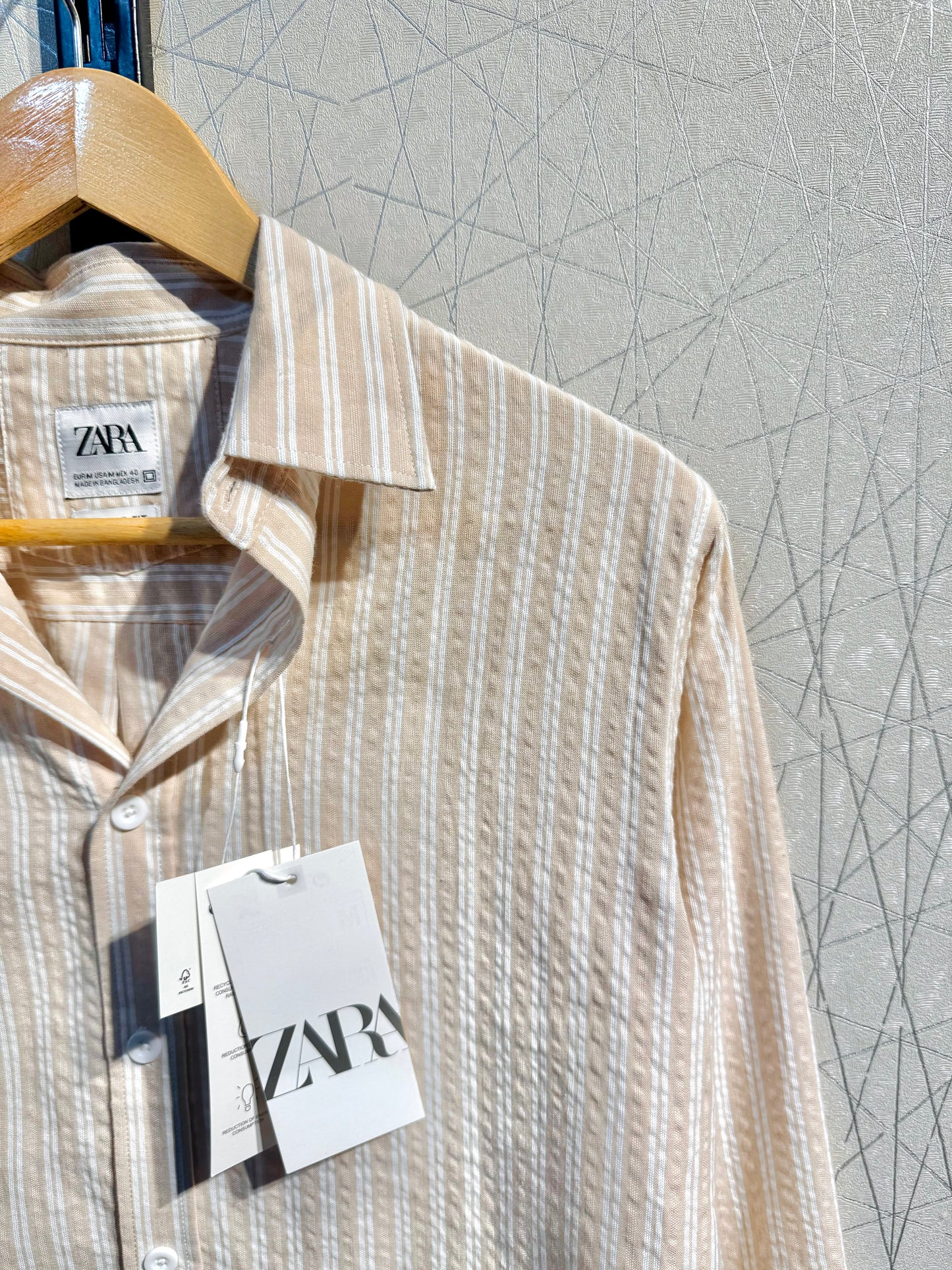 Heritage Line | Light Beige Striped