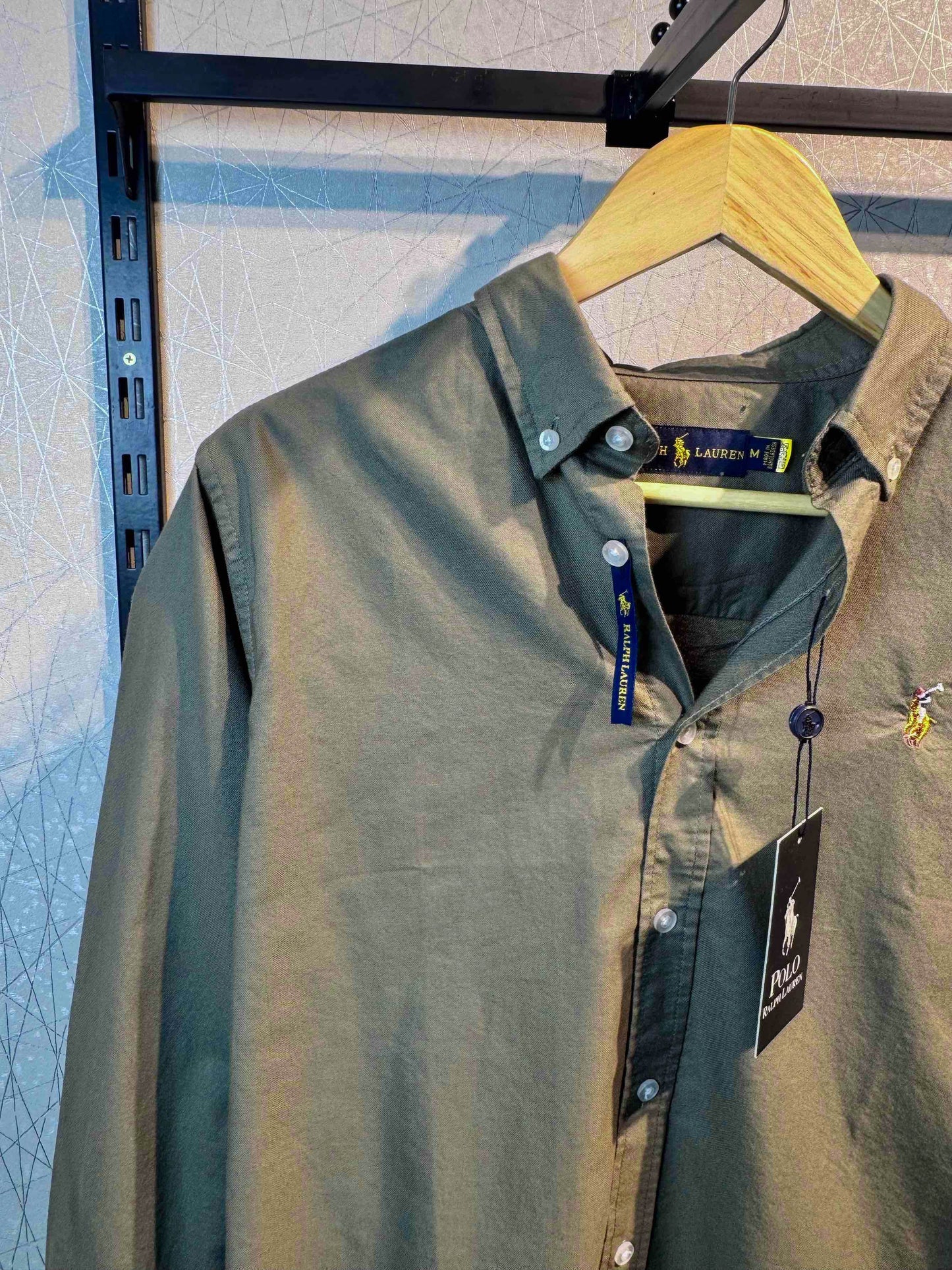 The Windsor Series | Light Olive