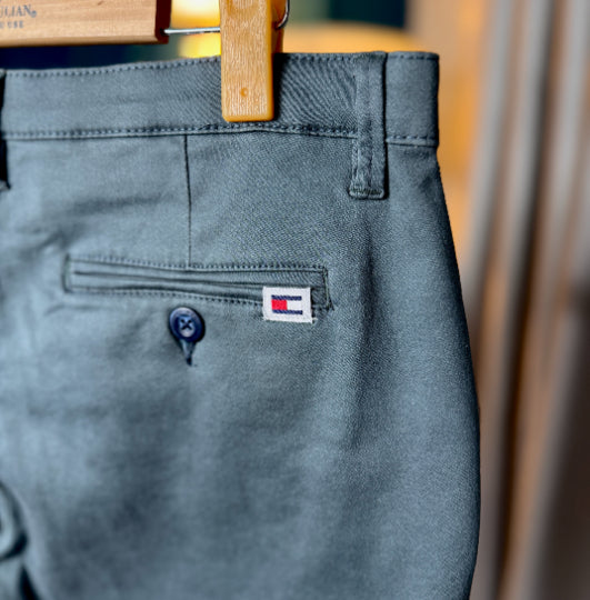 Tommy Jeans | Olive