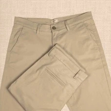 Chinos